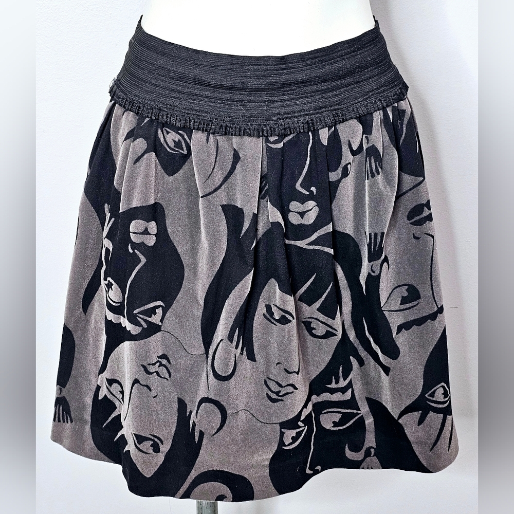 Lady Faces Mini Skirt